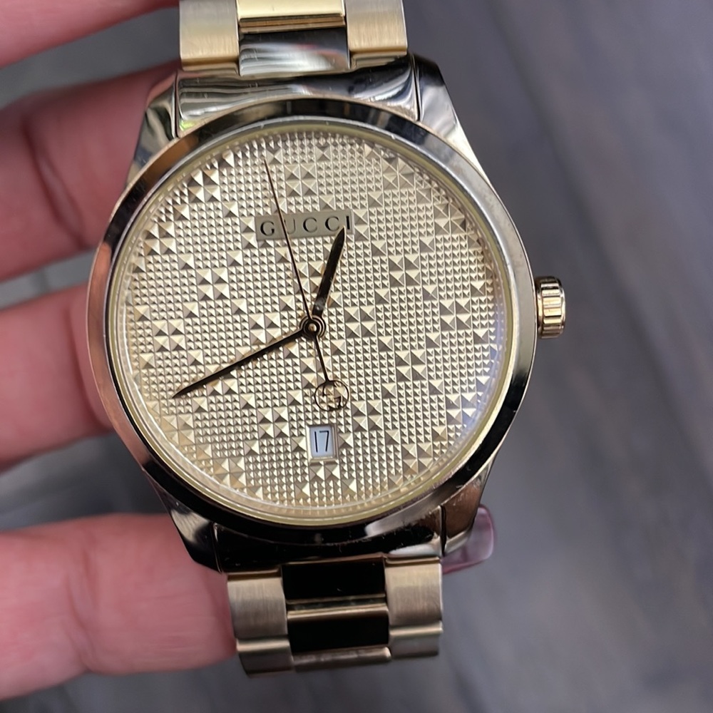 Gucci watch - Picture 2 of 4
